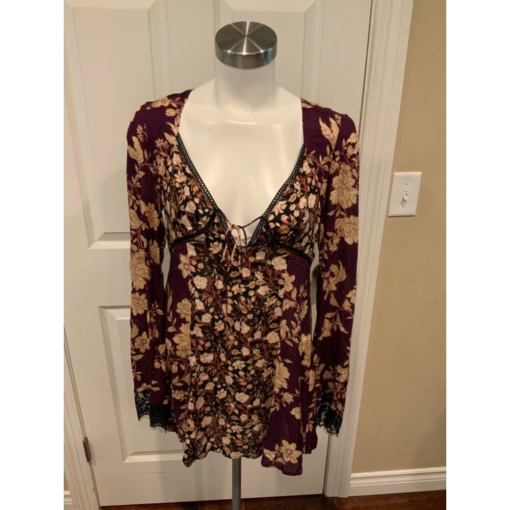 Free People Purple & Black Floral Flowy Top w/ Lace Trim, Size XS